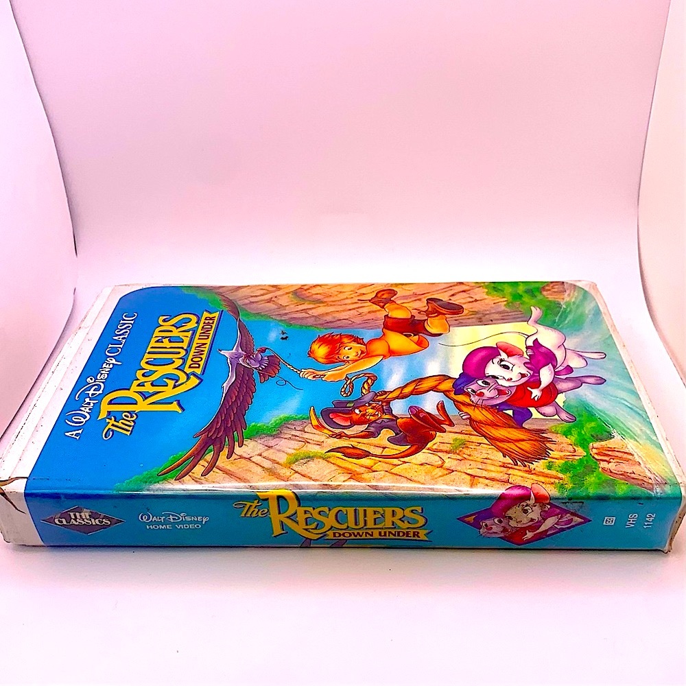 RARE Black Diamond Classic Walt Disney's The RESCUERS DOWN UNDER - VHS 1142 - Picture 3 of 7